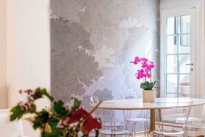 Dining - Live like a local: Chic, 😃 Happy, Center Florence, Terrace💕walk to monuments (Firenze)