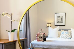 3 chambres, fer et planche à repasser, Wi-Fi, draps fournis