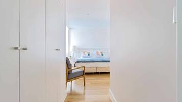 2 chambres, lit parapluie