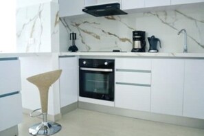 Private kitchen - Luxury Apartment With Direct Beach Access (Santa Marta)
