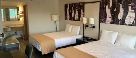 1 bedroom, desk, free WiFi, bed sheets