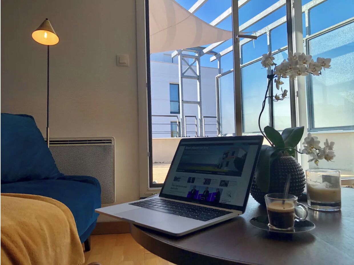 1 slaapkamer, een strijkplank/strijkijzer, gratis wifi, beddengoed