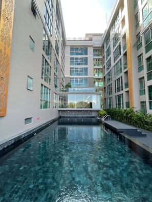 Pool - Erawan Luxury 2卧室豪华Condo古城中心 (Chang Wat Chiang Mai)