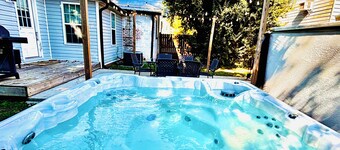 Hot Tub + Walk to Downtown • Fire Pit • Game Table • Pet Friendly + Fenced