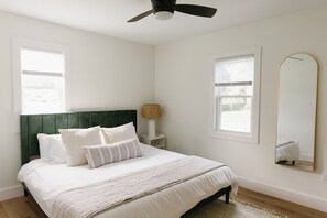 3 soverom, strykejern/-brett, reiseseng for barn og wi-fi