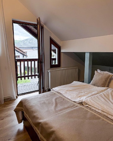 Premium Double Room | WiFi