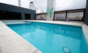 Seasonal outdoor pool - Departamentos General Paz by Lugar (Córdoba)