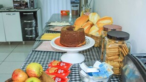 Tägliches inbegriffenes Frühstücksbuffet