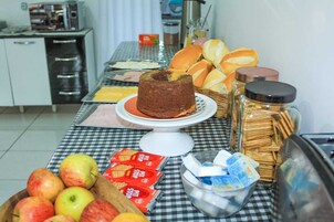 Desayuno buffet incluido todos los días 