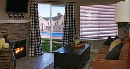 Inn Building Condo #111 | Pool, Hot Tub, & Tennis