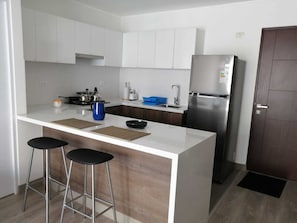 Fridge, microwave, oven, coffee/tea maker