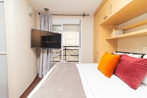 Appartement de base | 1 chambre, bureau, accès au Wi-Fi (inclus)