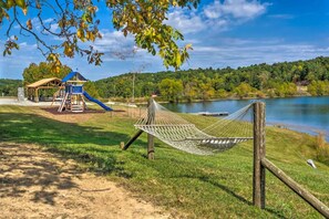 Property grounds - Mammoth Cave Cabin Rentals 1 - 12.8 miles from Mammoth Cave National Park (Mammoth Cave)