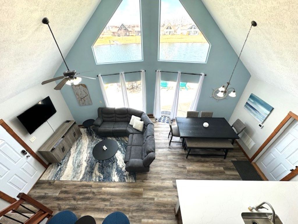 Pond House #48 w/ Waterpark & Golf Cart