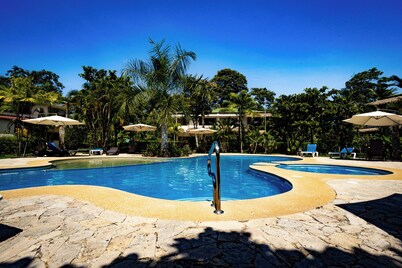 Condo Pacifico Quepos, 5 minutes from National Park Manuel Antonio