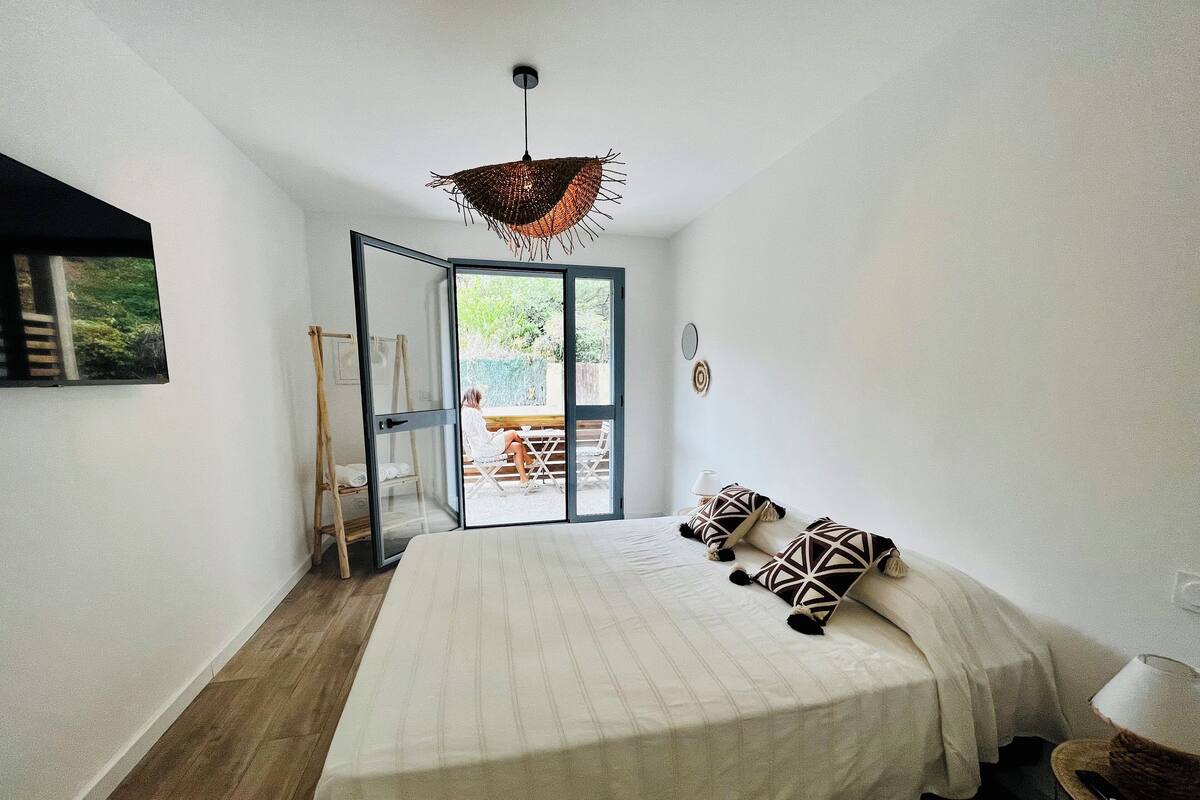 Habitación clásica | 1 dormitorio, sistema de insonorización, wifi gratis y ropa de cama