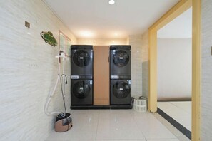 Laundry room - Vienna Classic Hotel (Jinjiang China Shoe Capital Wuyue Plaza) (Jinjiang)