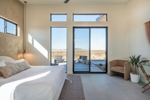 3 Schlafzimmer, Schreibtisch, Reisekinderbett, kostenloses WLAN