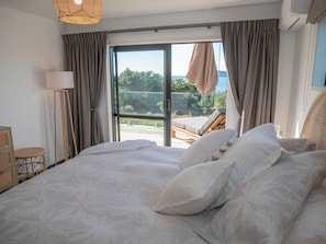 4 slaapkamers, een strijkplank/strijkijzer, gratis wifi, beddengoed