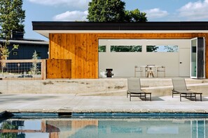 Pool - Letting Geaux is a modern mountain retreat built for elevated stays. Enjoy a private hot tub, game room with pool table, expansive decks, and fire pit. Perfect for spring getaways, slow mornings, and relaxed evenings under the stars. (Young Harris)