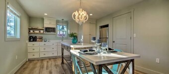 The Blackberry Room @ Prairie Base, luxury king studio