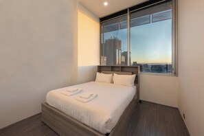 4 bedrooms, Internet, bed sheets