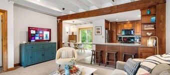 Family Friendly 2BR Home · Walk to Beach + Downtown Rockport · KING Bed