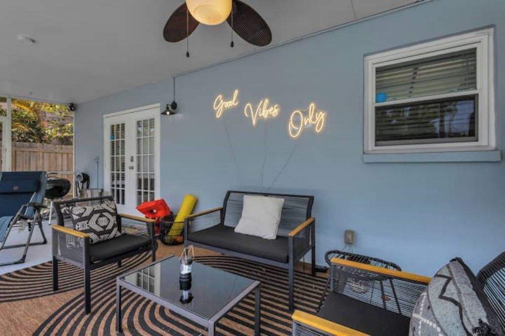 Tampa Fun House near Raymond James Stadium/Airport