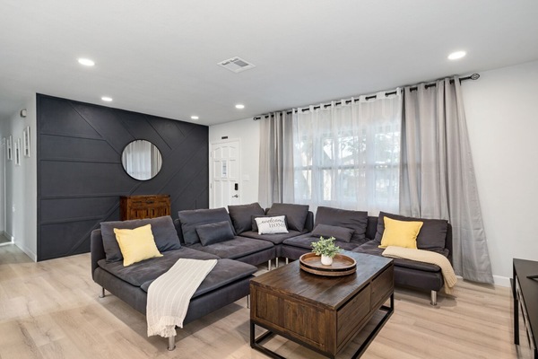 Televisor intel·ligent i llibres