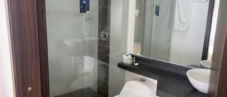 Suite, Hot Tub | Bathroom | Towels, soap, shampoo, toilet paper