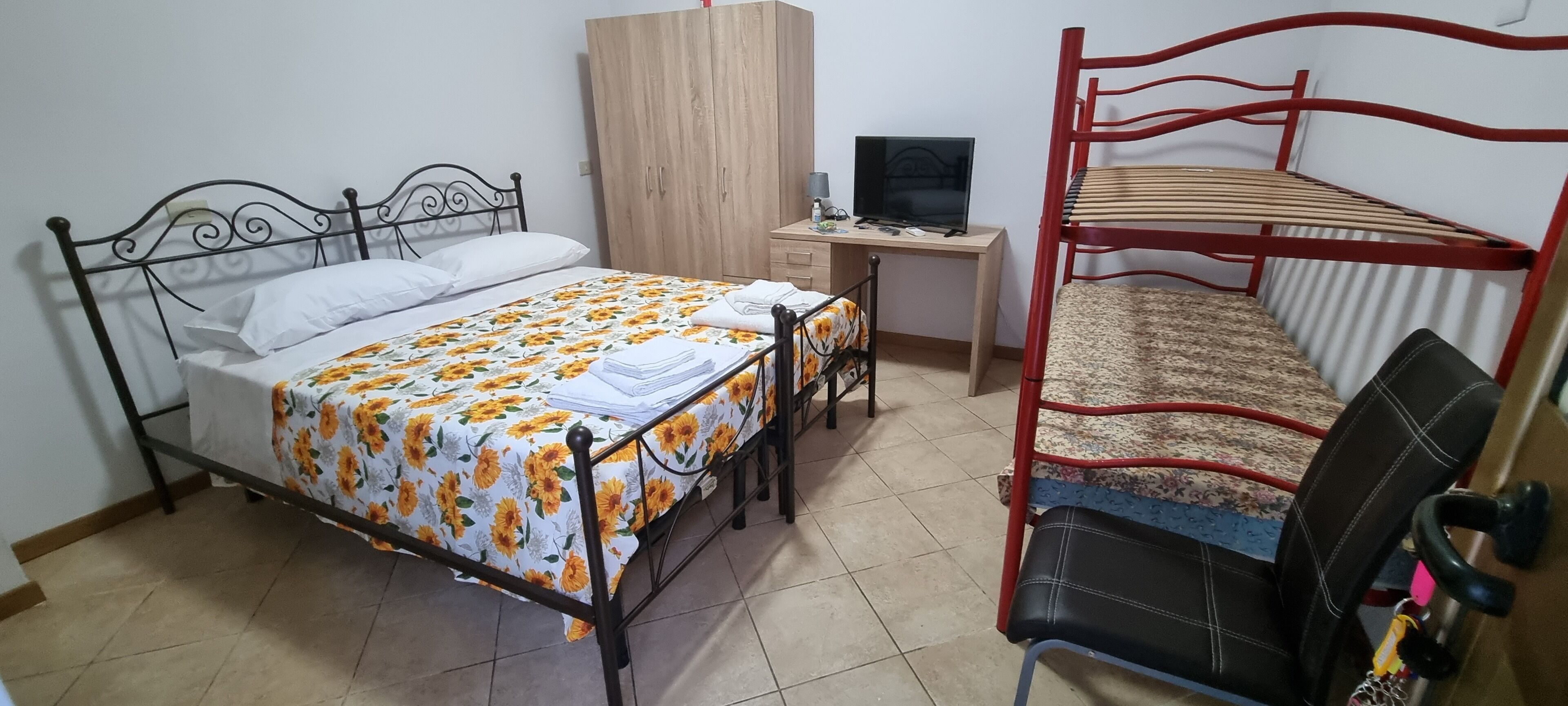 1 chambre, Wi-Fi, draps fournis