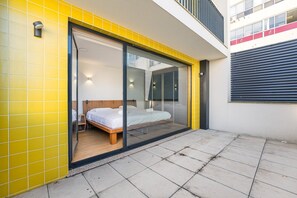 1 quarto, ferros/tábuas de passar roupa, acesso à internet