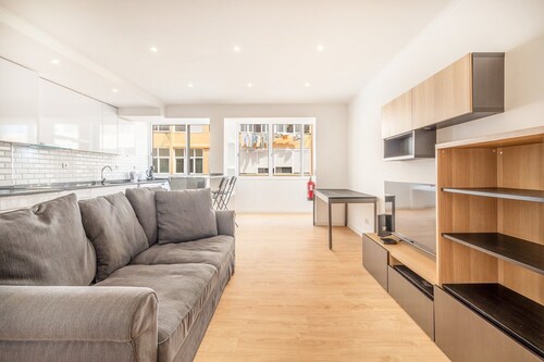 GuestReady - Grey pearl in Queluz