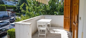 M370 - Marcelli, studio flat with terrace