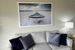 Fernseher, Kamin