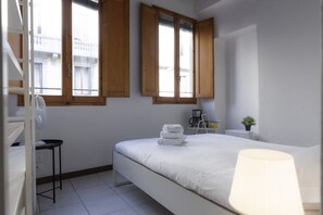 1 habitación, wifi y ropa de cama 