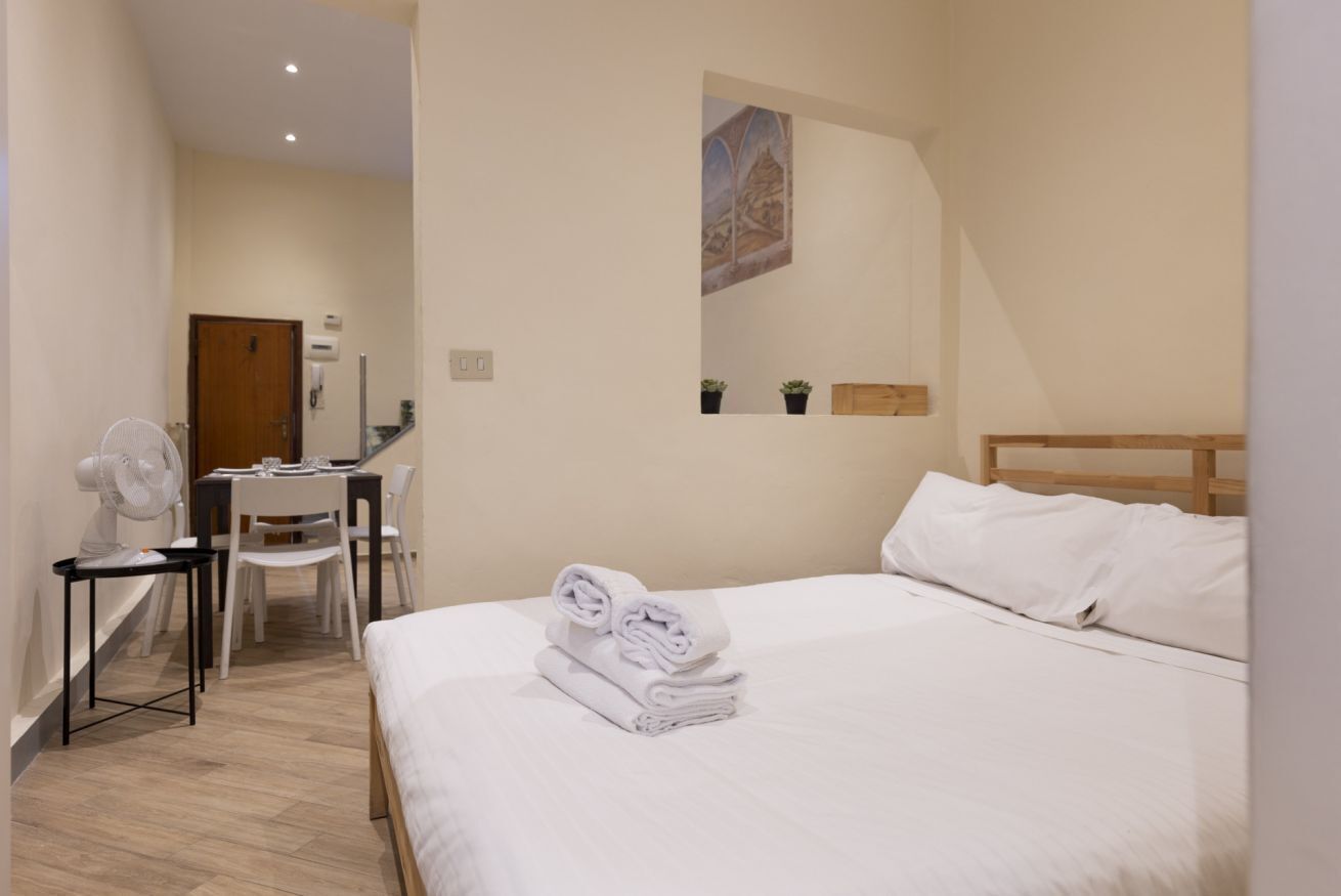 1 bedroom, iron/ironing board, WiFi, bed sheets