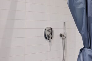 Shower, hair dryer, towels, toilet paper - San Gallo Inn Canaiolo (Firenze)