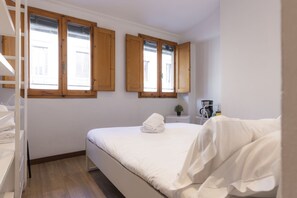 Uklassifisert bilde, 2 av 10, knapp