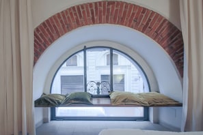 2 Schlafzimmer, Schreibtisch, Bügeleisen/Bügelbrett, WLAN