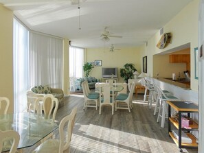 Appart'hôtel (OE at White Surf Unit 306) | Extérieur