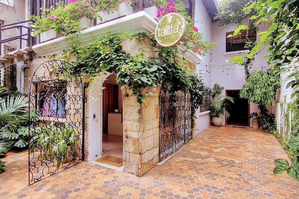 Fachada de la propiedad