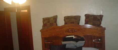 4 chambres, fer et planche à repasser, Wi-Fi gratuit, draps fournis