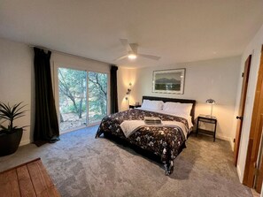 2 bedrooms, iron/ironing board, travel cot, WiFi