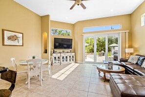 Fernseher, Tischfußball