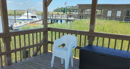 COASTAL COTTAGE BOAT DOCK FISH, WHITMARSH IS. SAVANNAH, TYBEE, GOLF NATL PARKS