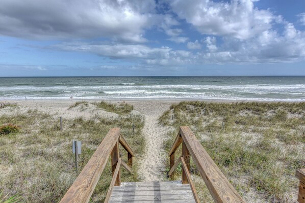 On the beach, sun loungers - 10 steps away till sand in your toes on the ocean front in Carolina Beach, NC. (Carolina Beach)