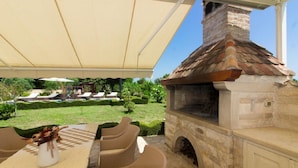 House - Holiday Houses, Villas Kova - Private Pool (Liznjan)