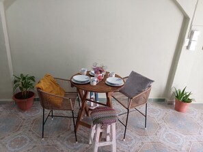 Dining - Cozzy & Tropical Studio (Cancún)