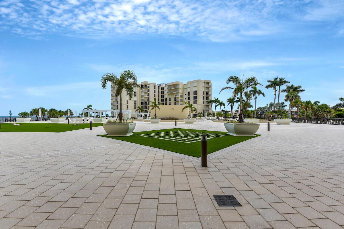 Photo 23 of Beachfront delight in the Moorings!